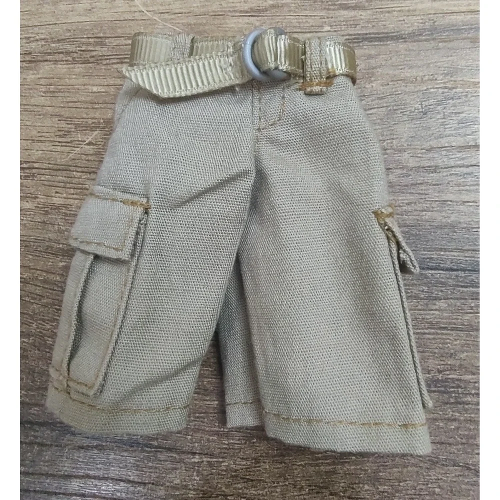 Bratz Doll Clothing BOYZ Beige Cargo Shorts Z32
